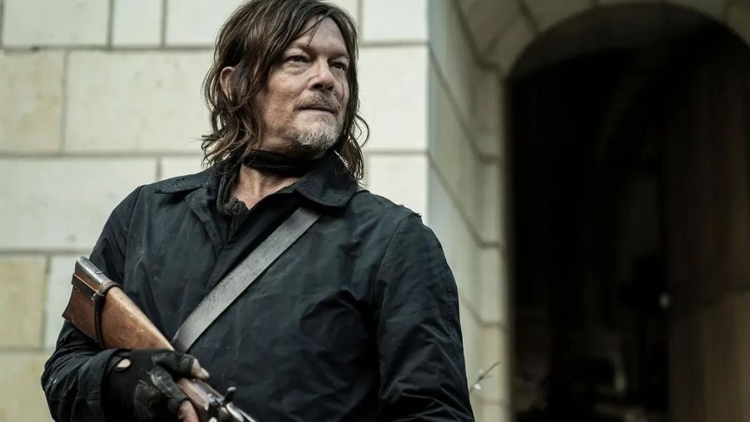 Δε παρατάει τα όπλα του Daryl Dixon ακόμα ο Norman Reedus